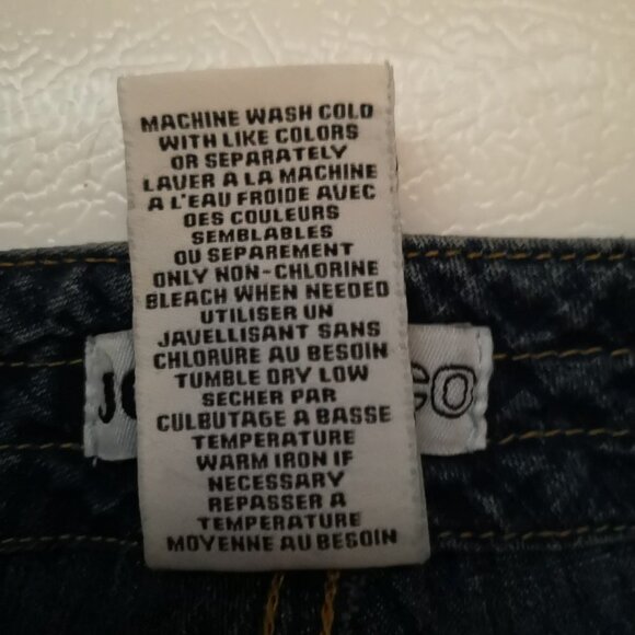 Jones & Co Ladies Size 14 Medium Wash Jean Capri's - Picture 4 of 5